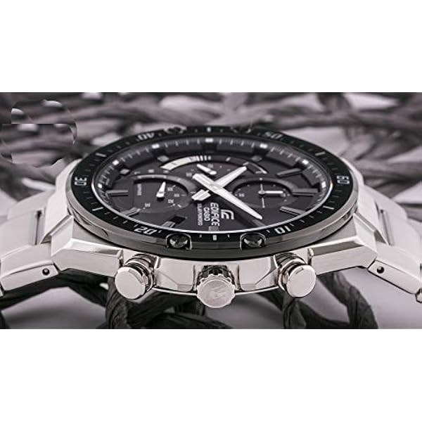 Casio Kronograf kvartsur för män med rostfritt stål rem EFS-S560DB-1AVUEF